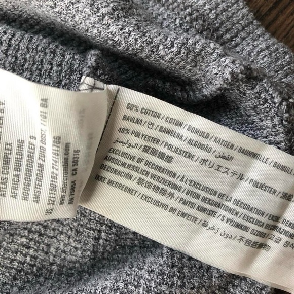 Hollister Gray Long Sleeve Henley - Picture 6 of 6